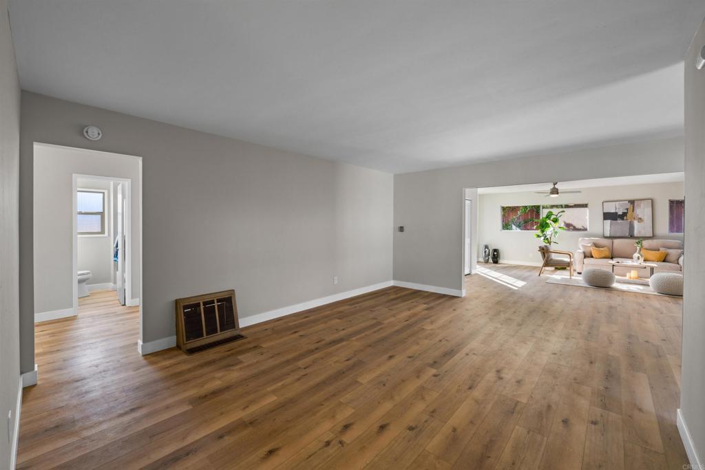 6662 Birchwood Street