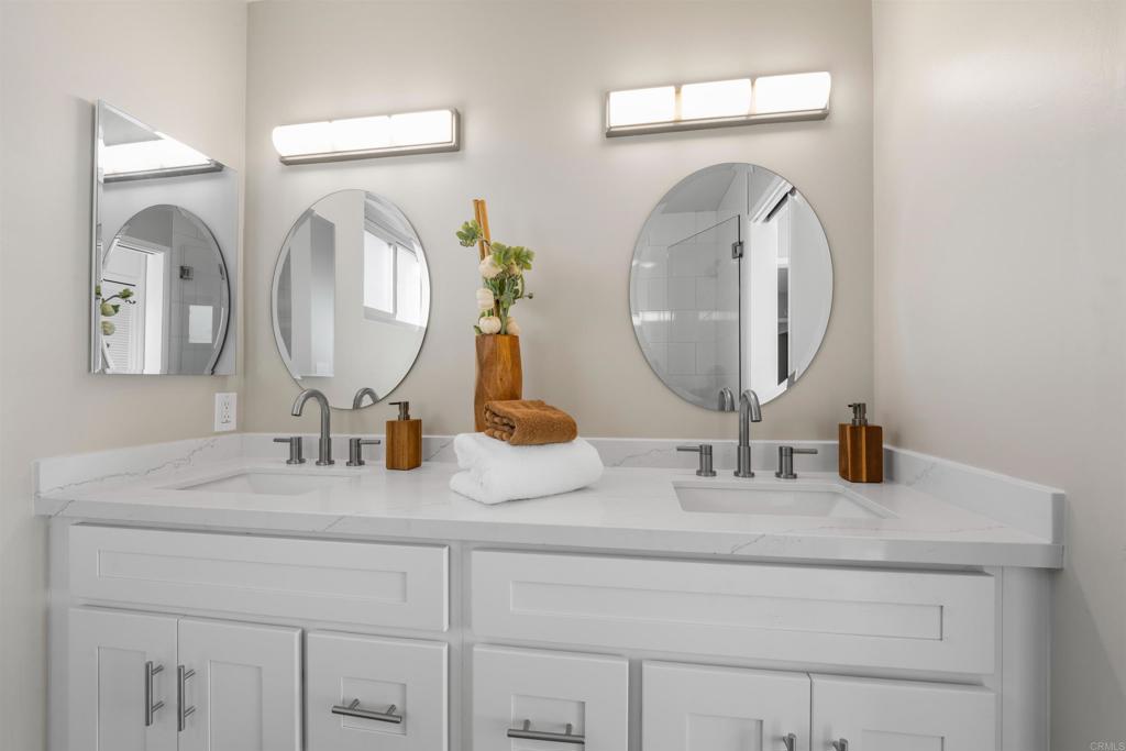 6662 Birchwood Street