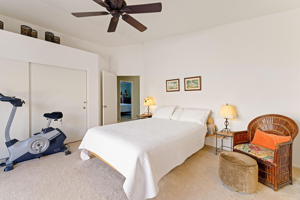 54685 Avenida Alvarado