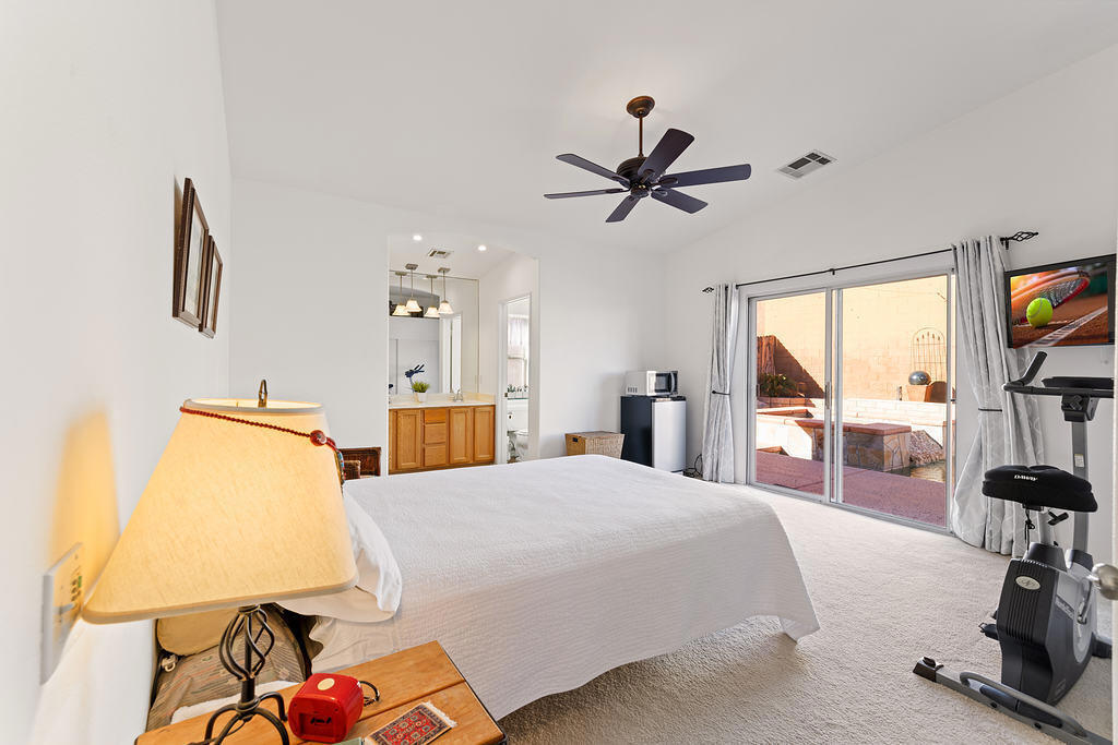 54685 Avenida Alvarado