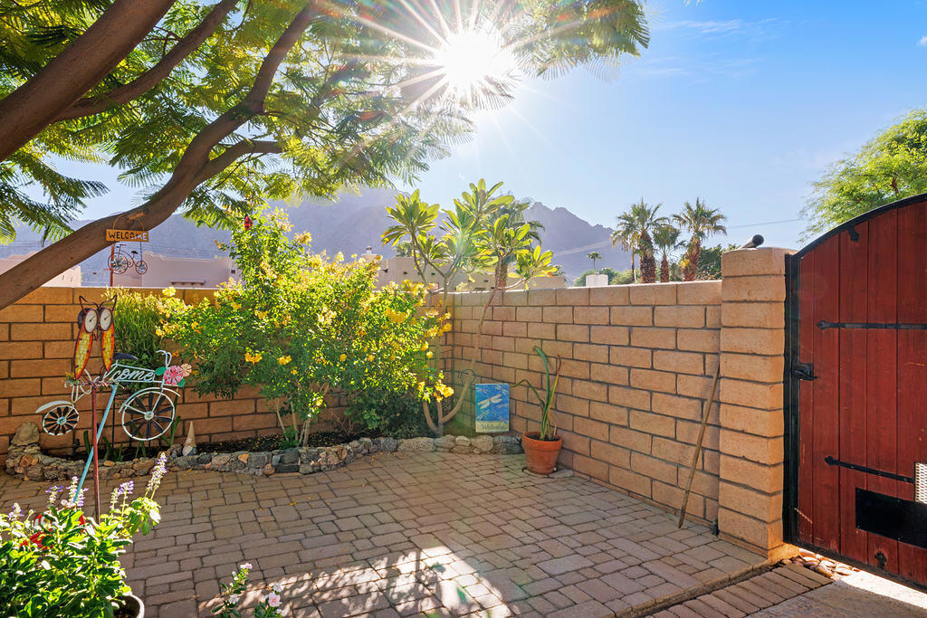 54685 Avenida Alvarado