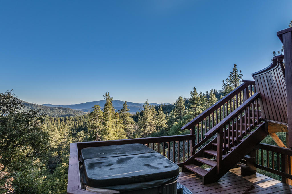 53165 Mountain View Drive