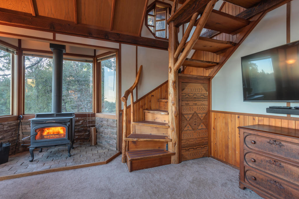 53165 Mountain View Drive