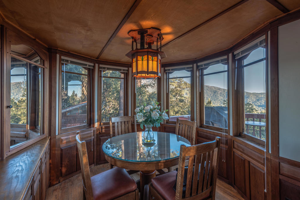 53165 Mountain View Drive