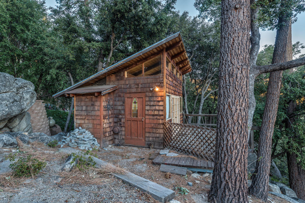 53165 Mountain View Drive