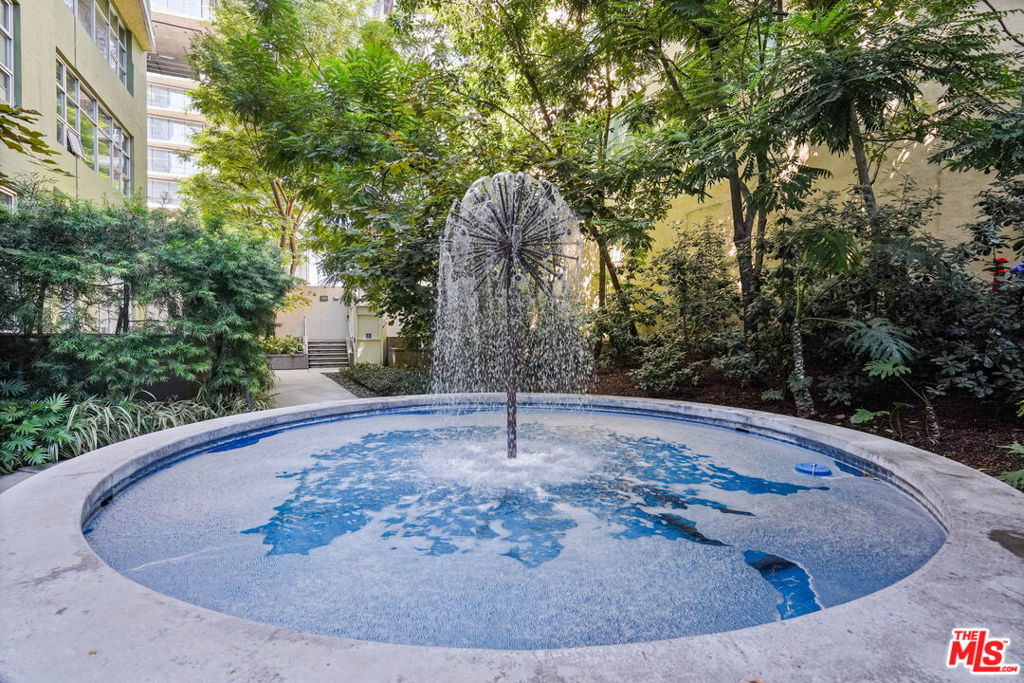 1130 S FLOWER Street Unit: 304