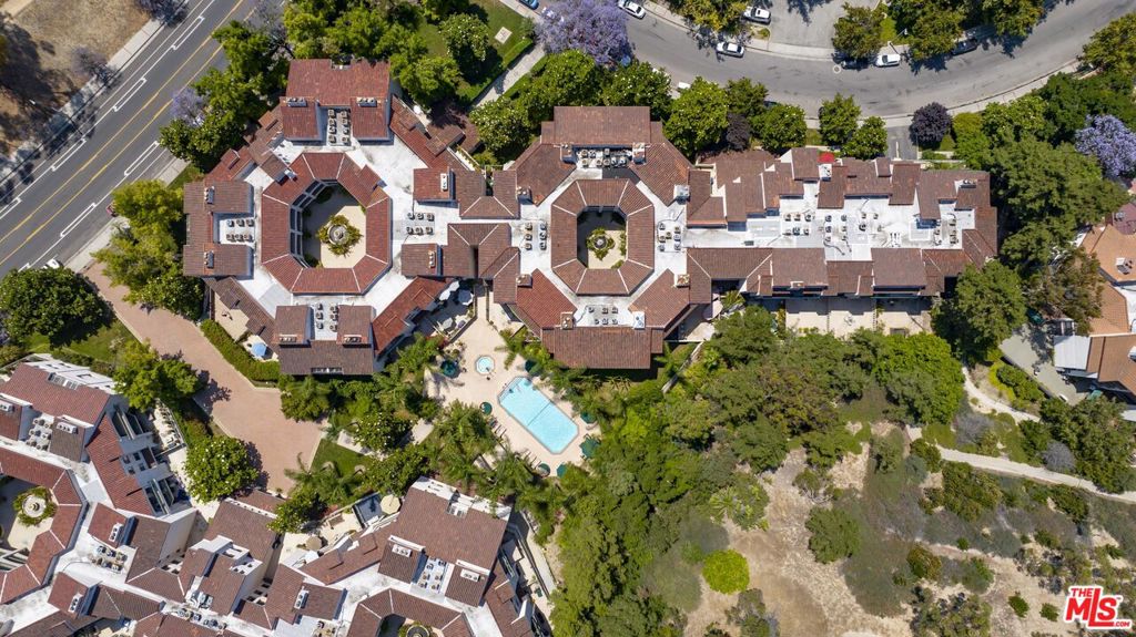 4200 Via Arbolada 122