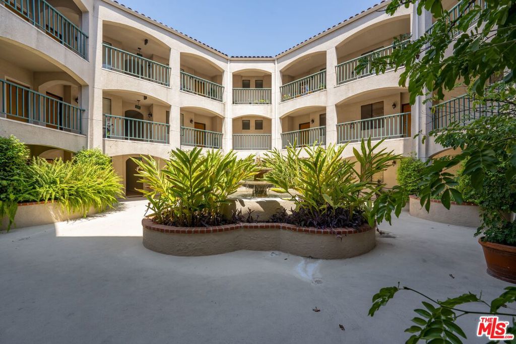 4200 Via Arbolada 122