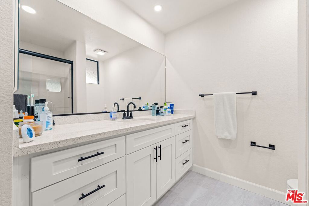 4200 Via Arbolada 122