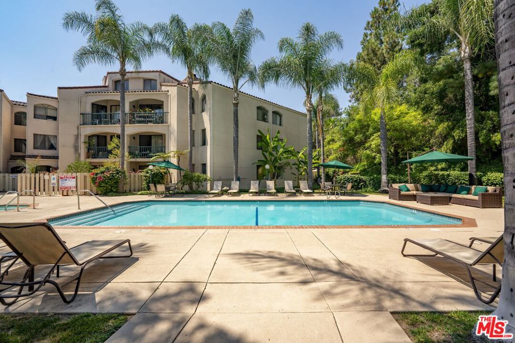 4200 Via Arbolada 122