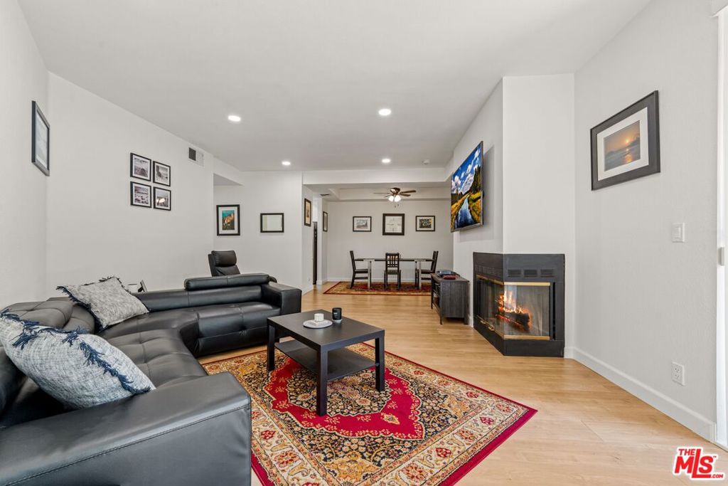 4200 Via Arbolada 122