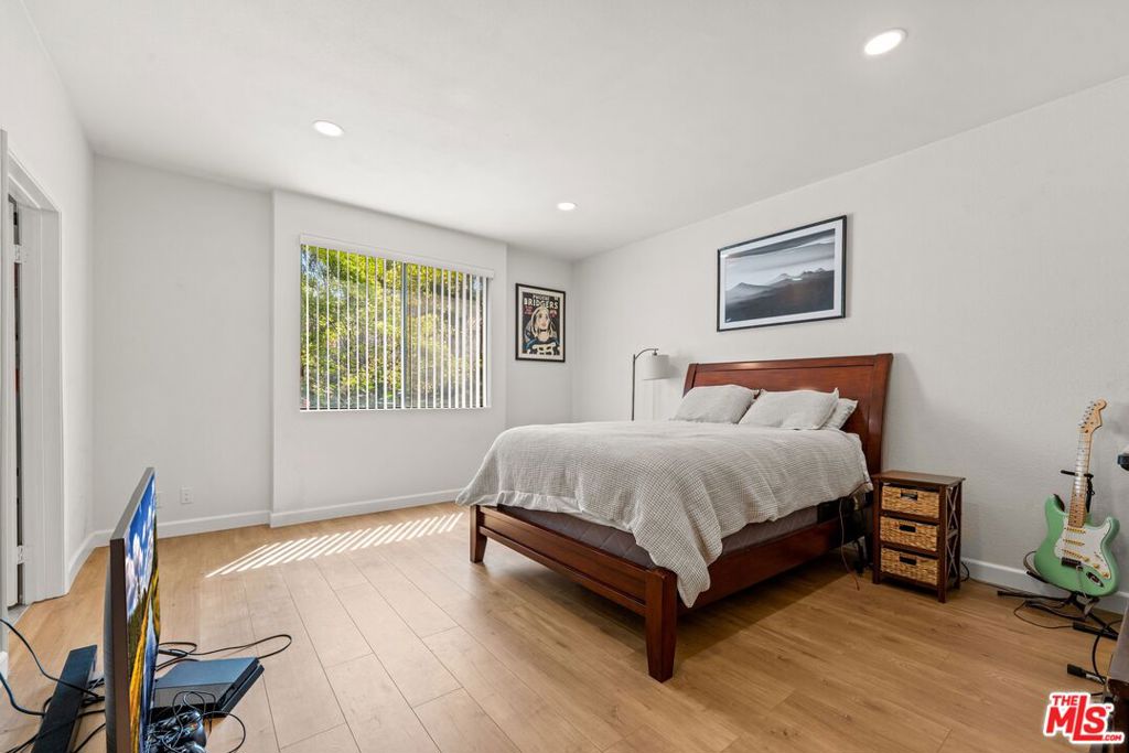 4200 Via Arbolada 122