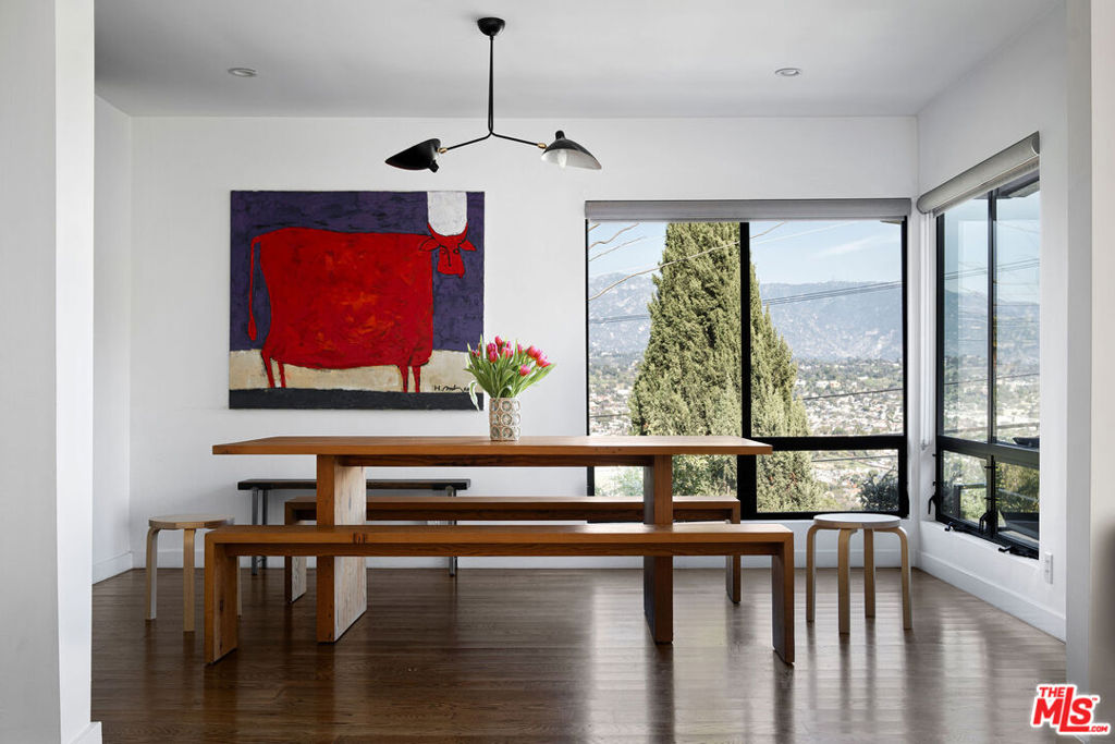 4225 San Rafael Avenue