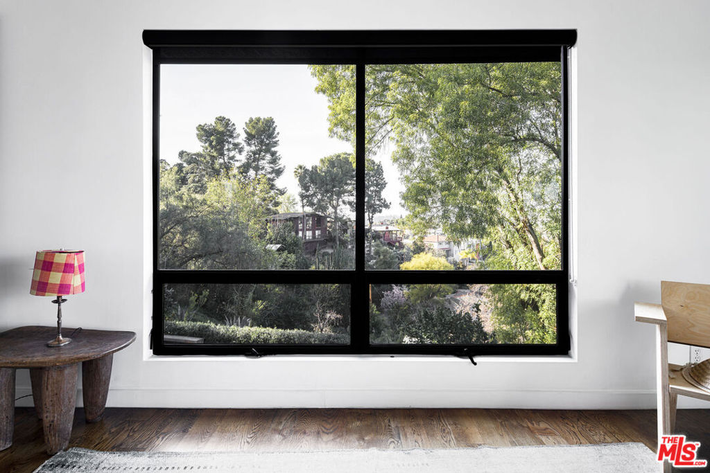 4225 San Rafael Avenue