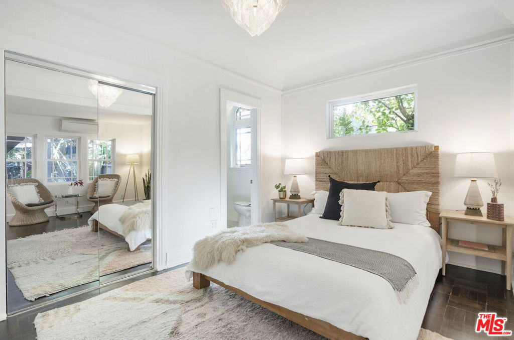 3410 Glenalbyn Drive