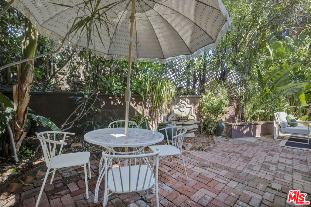 3410 Glenalbyn Drive