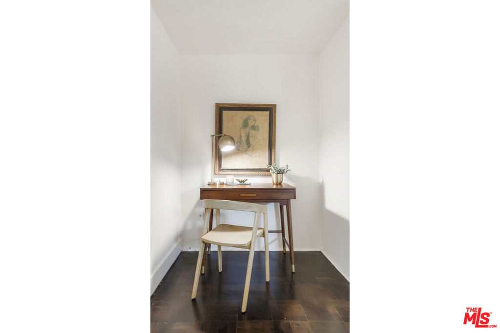 3410 Glenalbyn Drive