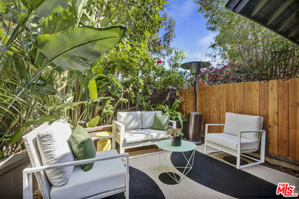 3410 Glenalbyn Drive