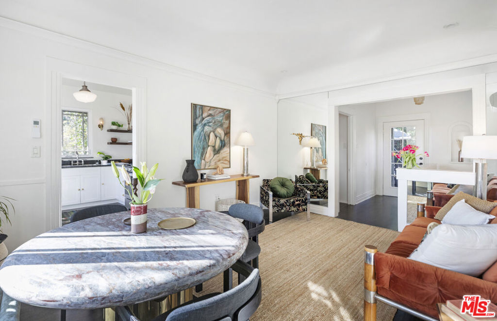 3410 Glenalbyn Drive