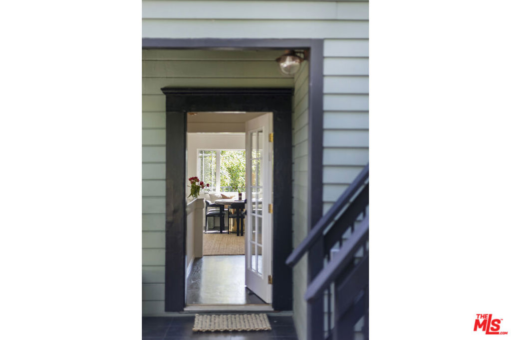 3410 Glenalbyn Drive