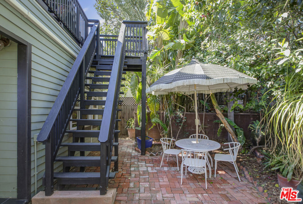 3410 Glenalbyn Drive