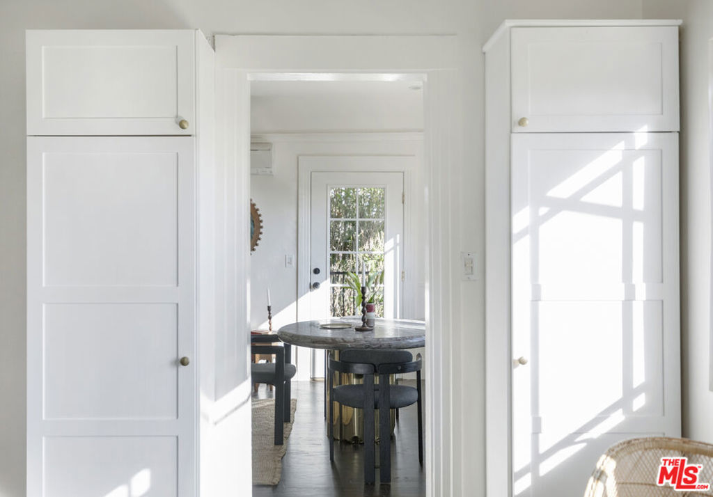 3410 Glenalbyn Drive