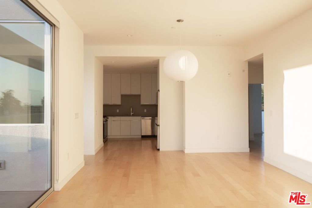 4826 Franklin Avenue 6