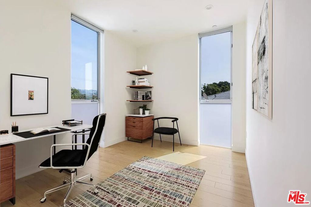 4826 Franklin Avenue 6