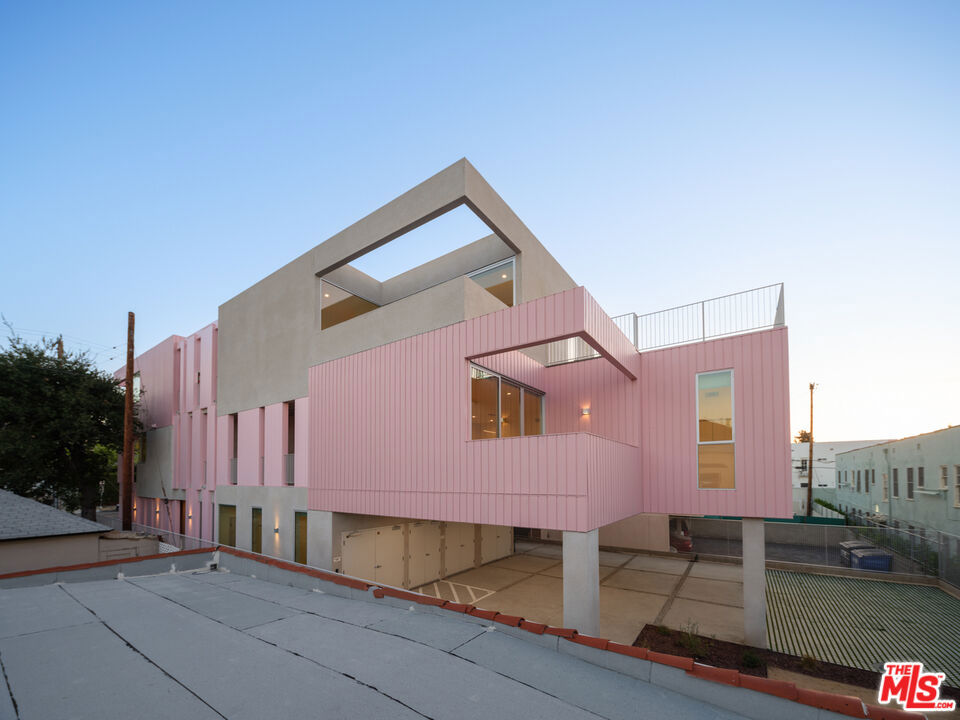 4826 Franklin Avenue 6