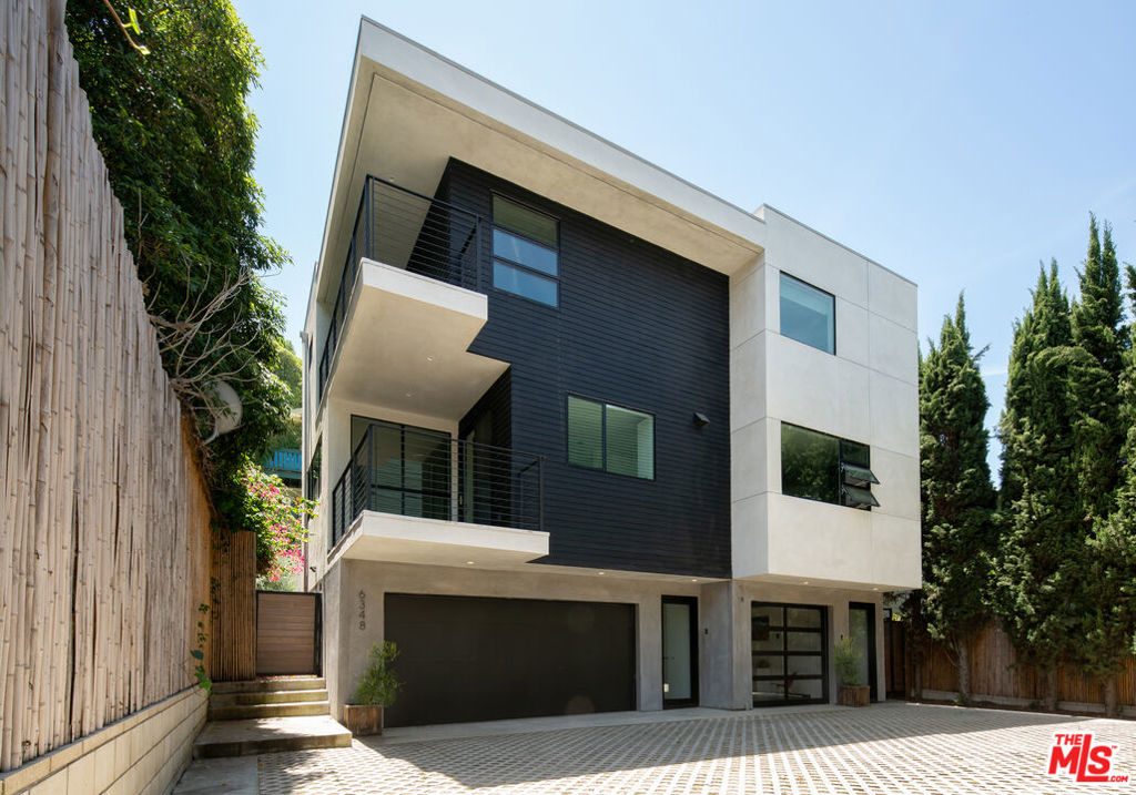 6348 Primrose Avenue