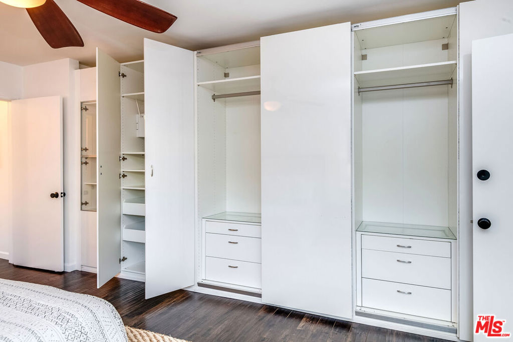 536 S Mariposa Street