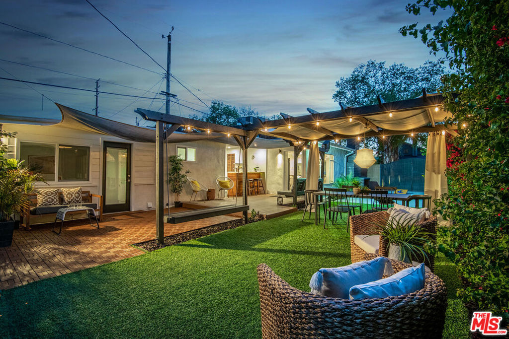 536 S Mariposa Street