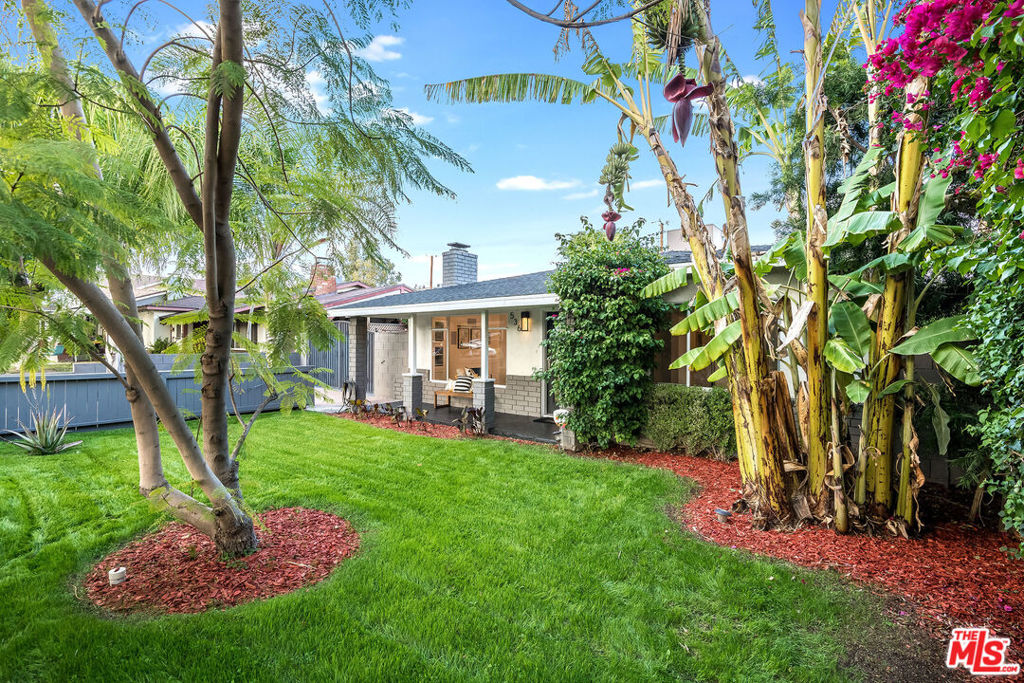 536 S Mariposa Street