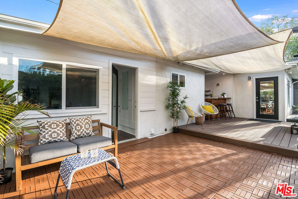 536 S Mariposa Street