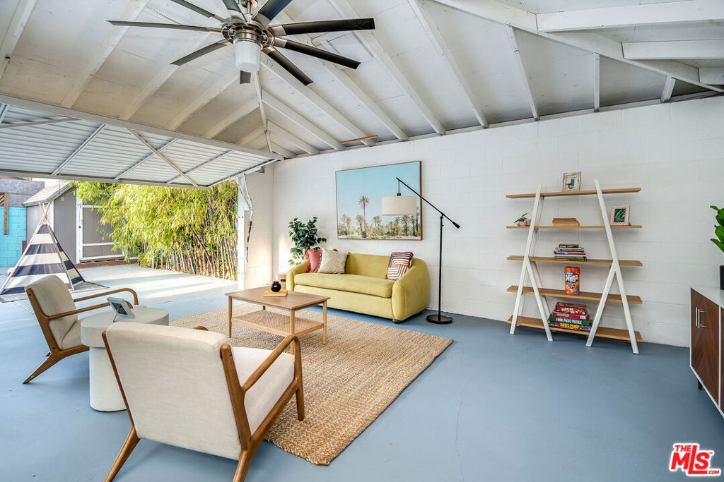 536 S Mariposa Street