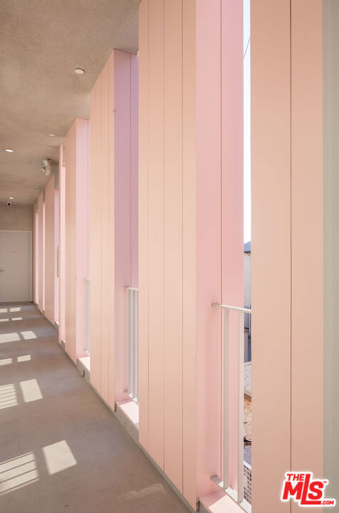 4826 Franklin Avenue 5