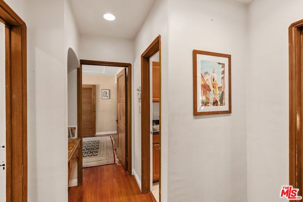 3667 Buckingham Road