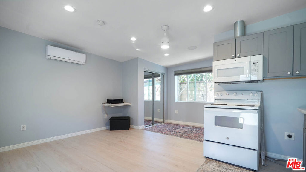 3667 Buckingham Road