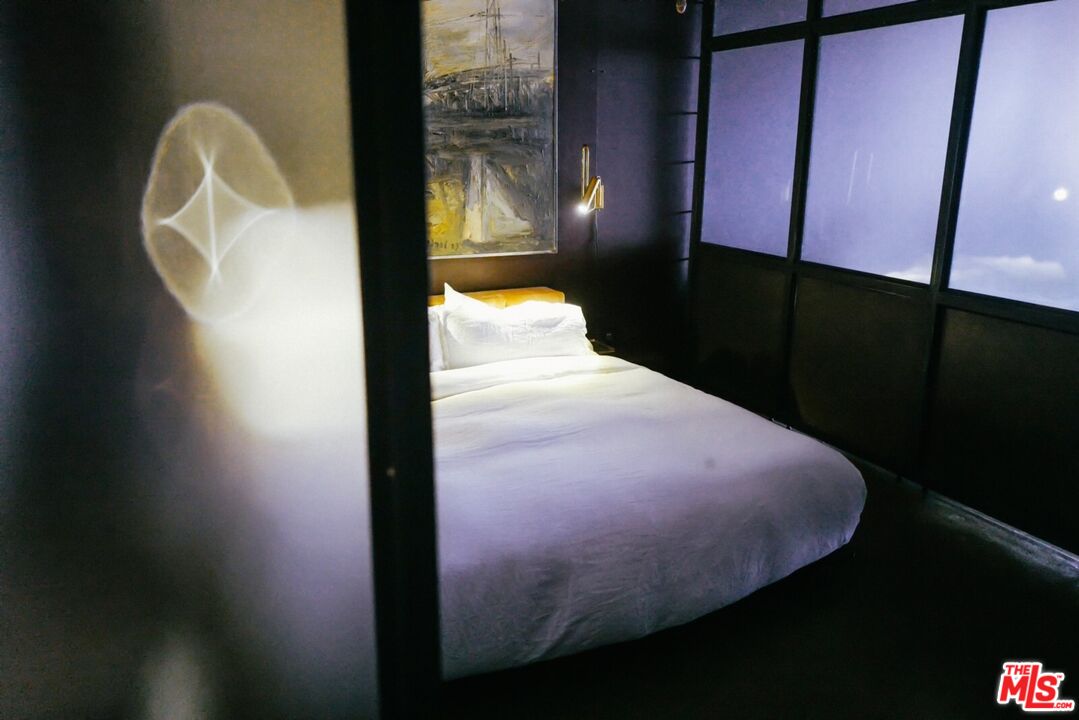 1855 Industrial St Unit: 418