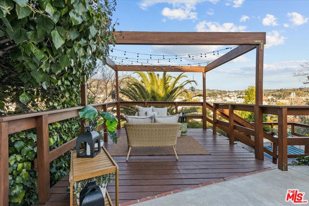 5020 Eagle View Circle