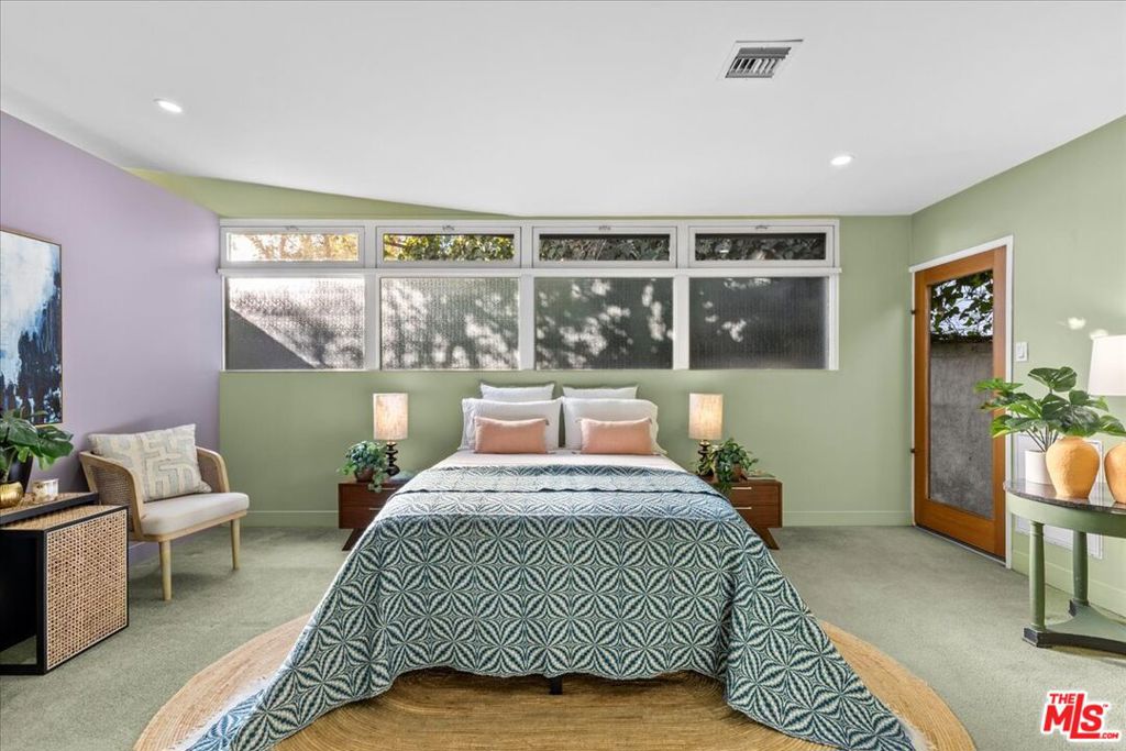 5020 Eagle View Circle