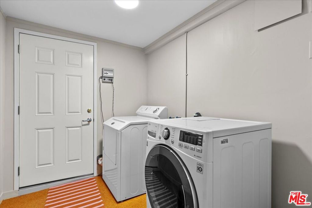 5020 Eagle View Circle