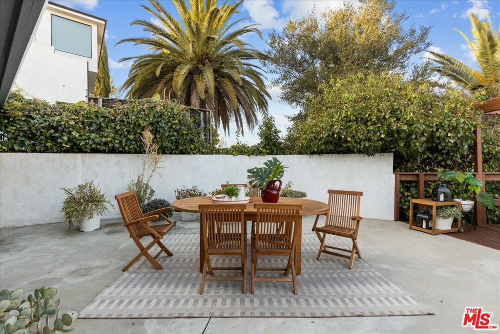 5020 Eagle View Circle