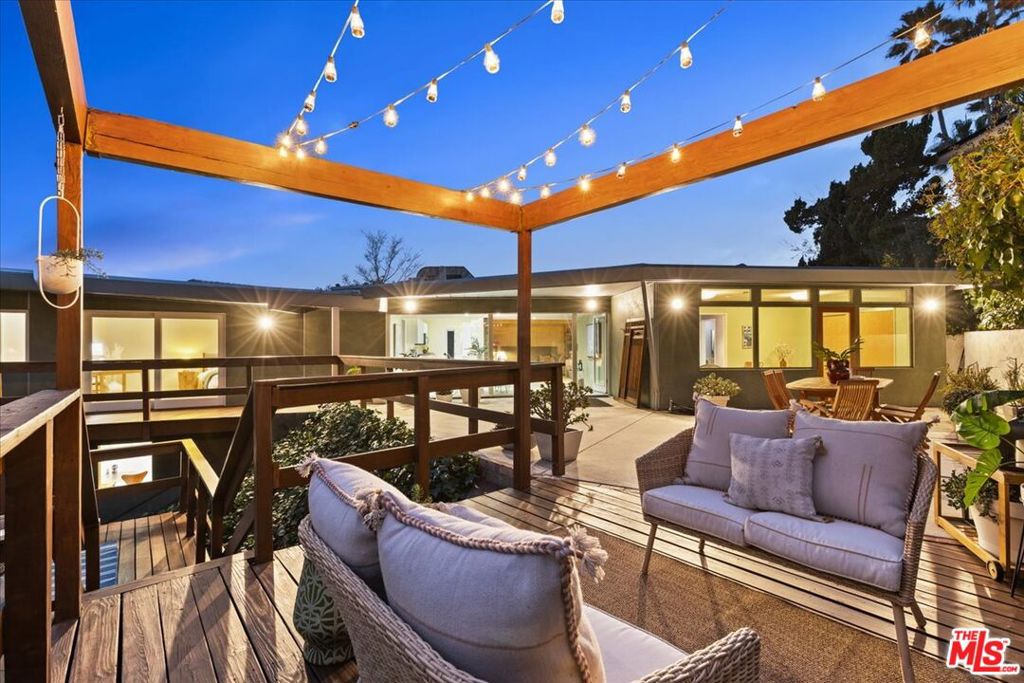 5020 Eagle View Circle