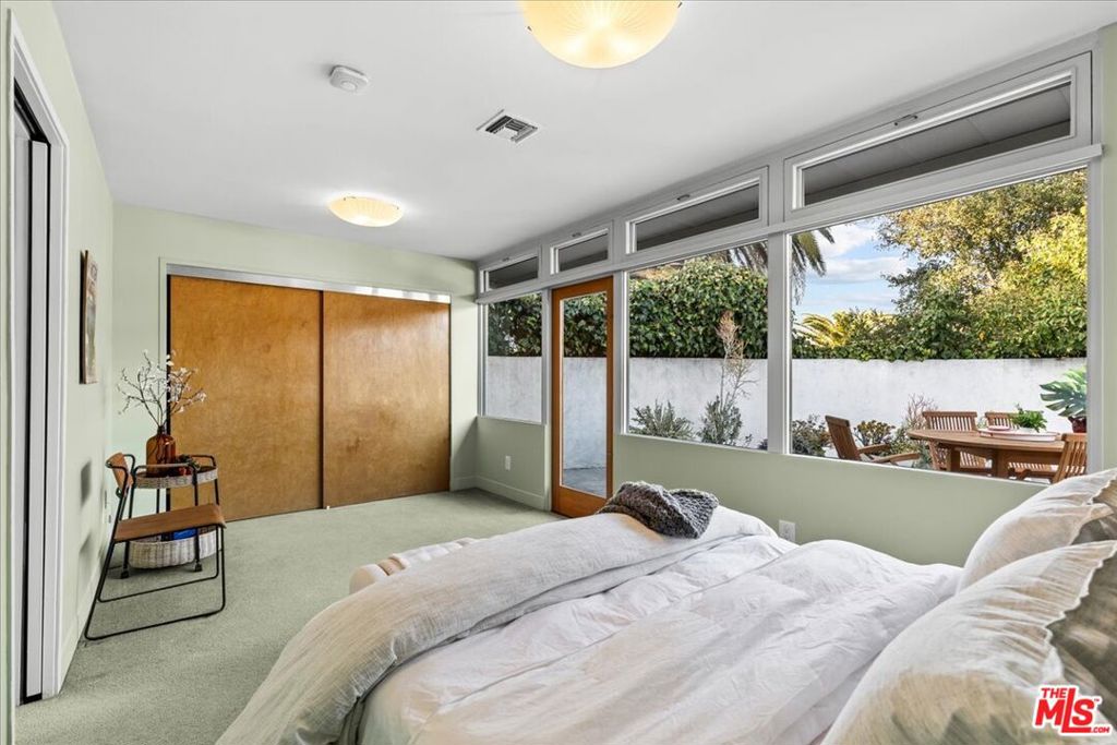 5020 Eagle View Circle