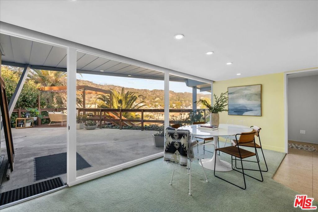 5020 Eagle View Circle