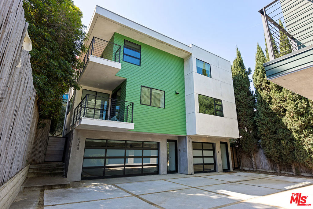 6348 Primrose Avenue 1/2