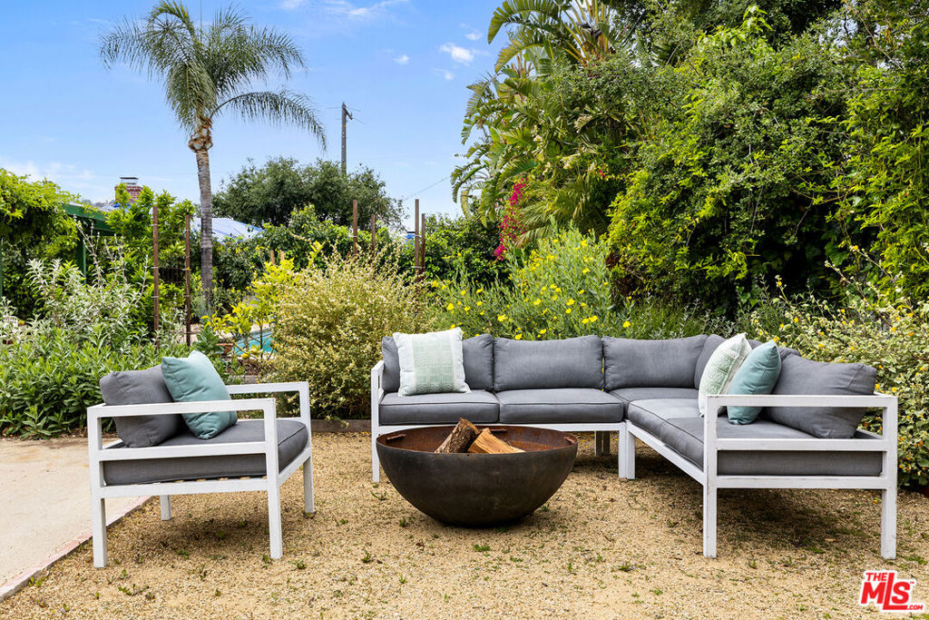 673 Stonehurst Drive