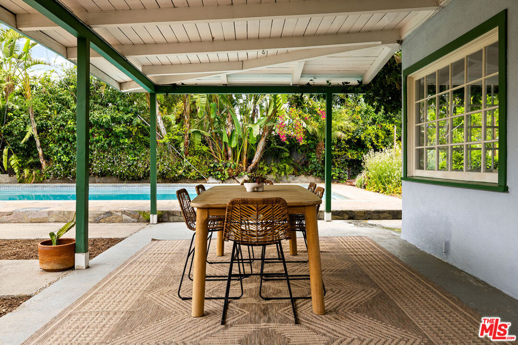 673 Stonehurst Drive