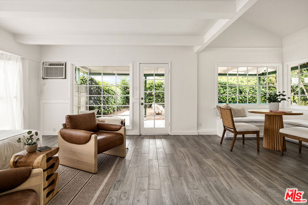 673 Stonehurst Drive